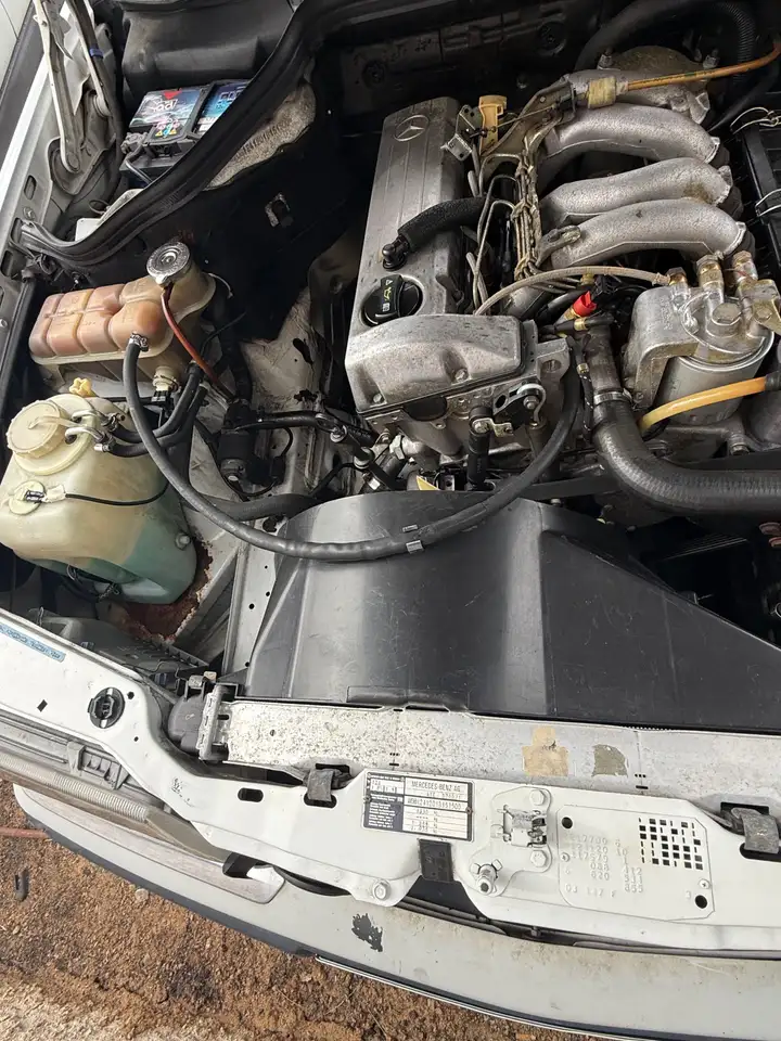 Mercedes-Benz 200D, foto 11