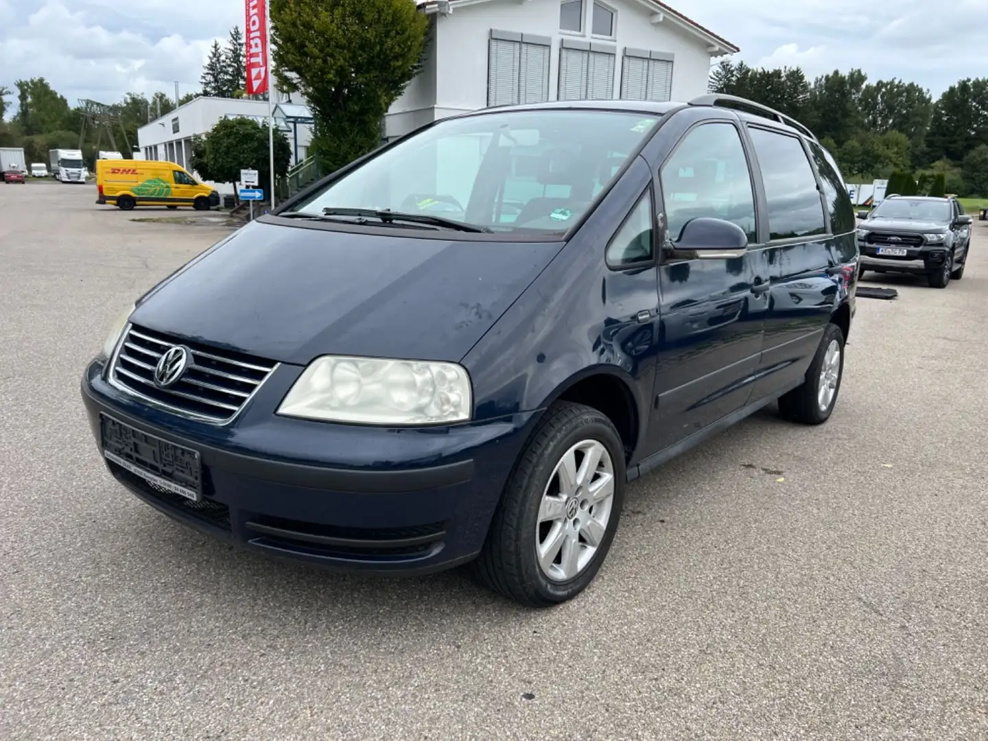 Volkswagen Sharan 1,9 TDI Trendline+2Hand+TÜVNeu +Sitzplät7 Mavi - 1
