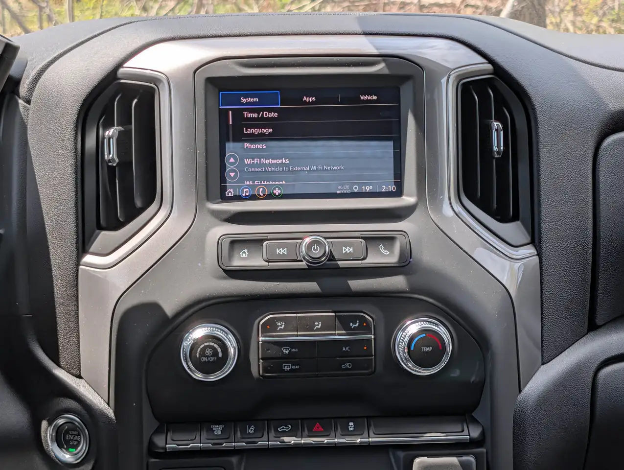 GMC Sierra 2500HD снимка GMC Sierra 2500HD