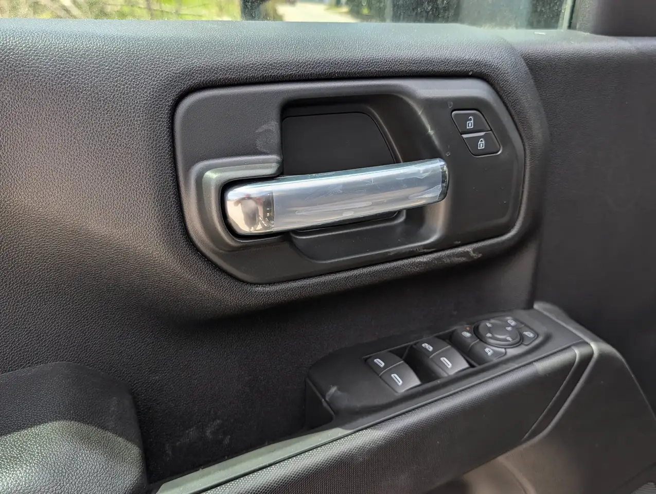 GMC Sierra 2500HD снимка GMC Sierra 2500HD