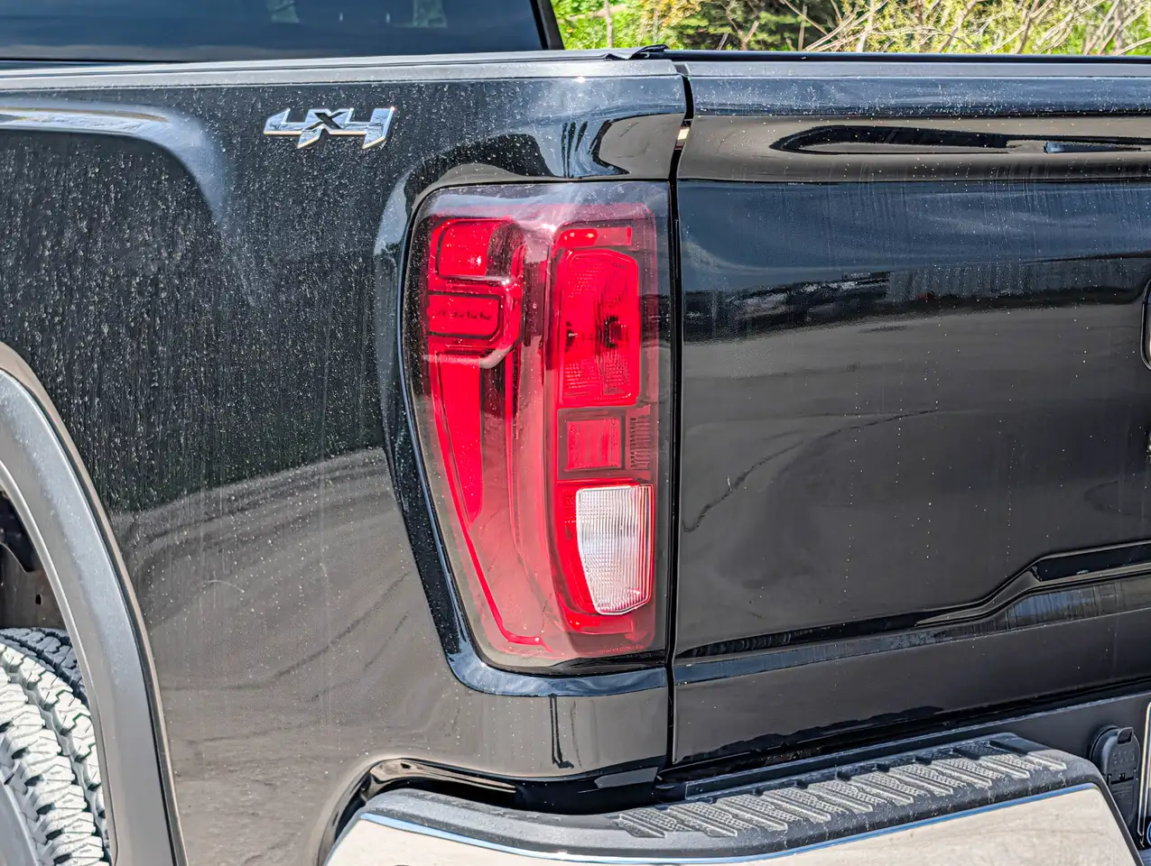 GMC Sierra 2500HD снимка GMC Sierra 2500HD