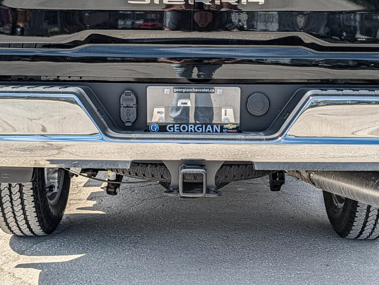 GMC Sierra 2500HD снимка GMC Sierra 2500HD