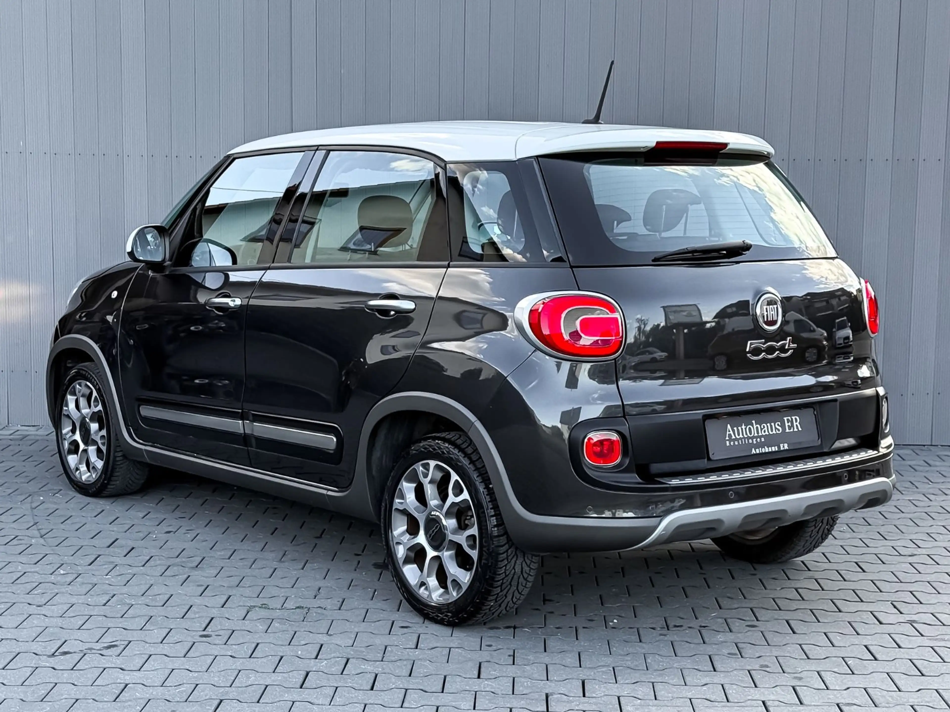 Fiat 500L Trekking ROCKSTAR |NAVI|DAB|TEILLEDER|PDC|+ — photo 3