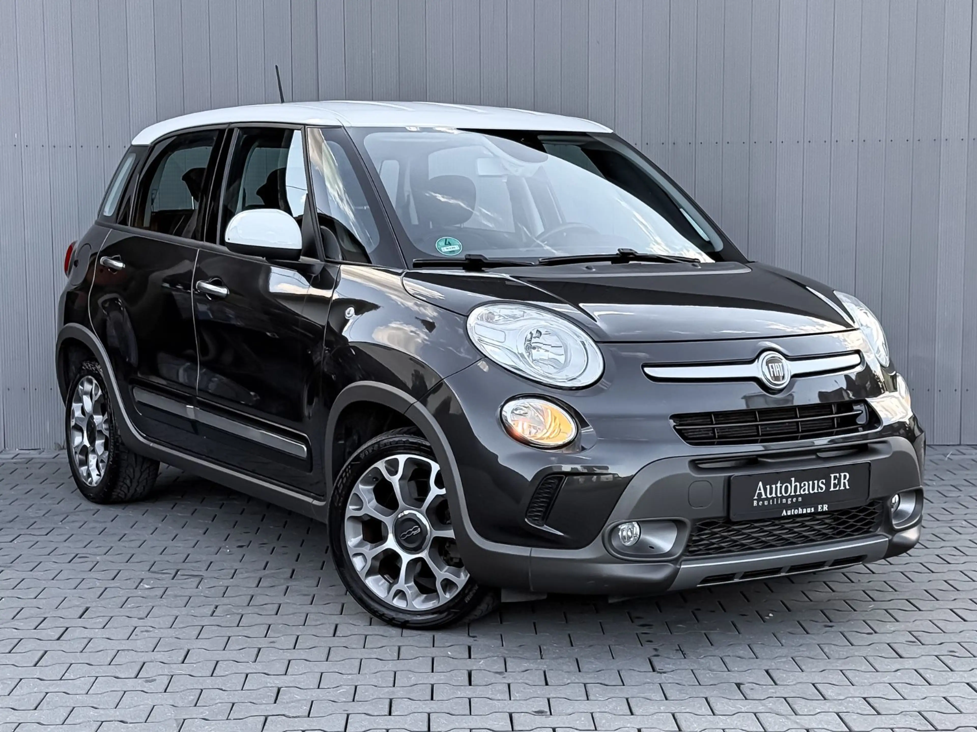 Fiat 500L Trekking ROCKSTAR |NAVI|DAB|TEILLEDER|PDC|+ — photo 2