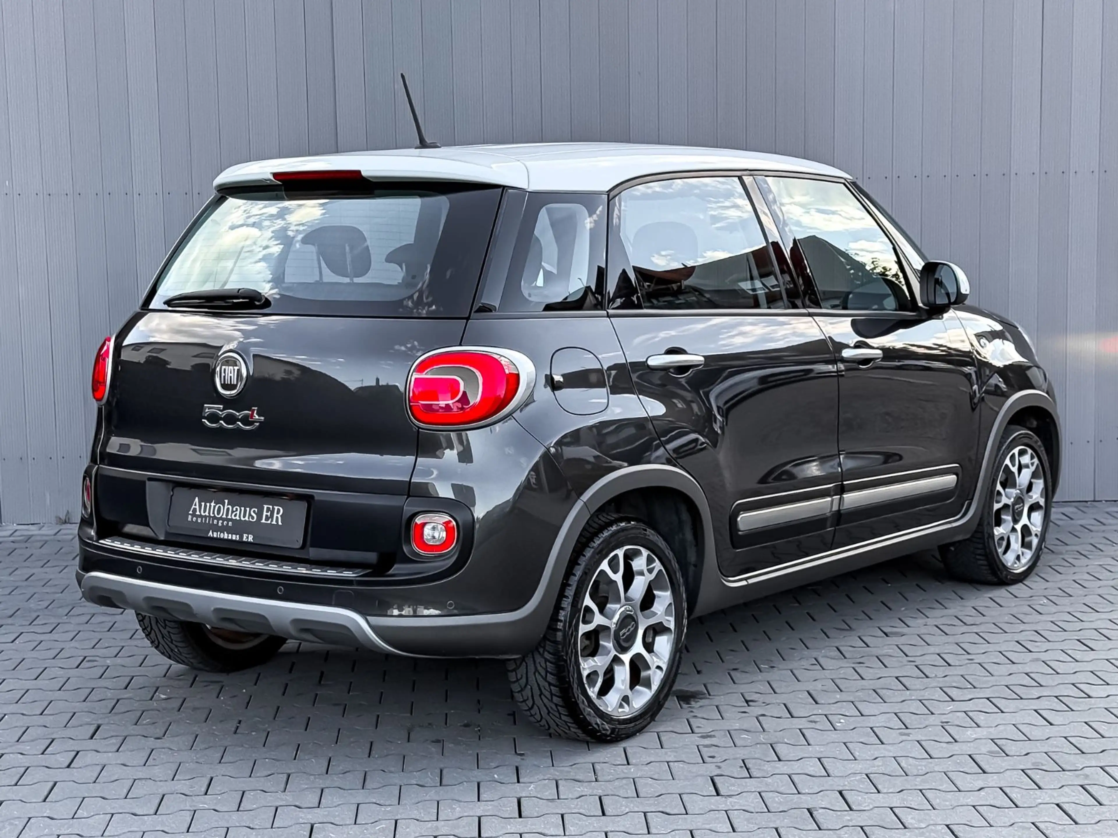 Fiat 500L Trekking ROCKSTAR |NAVI|DAB|TEILLEDER|PDC|+ — photo 4