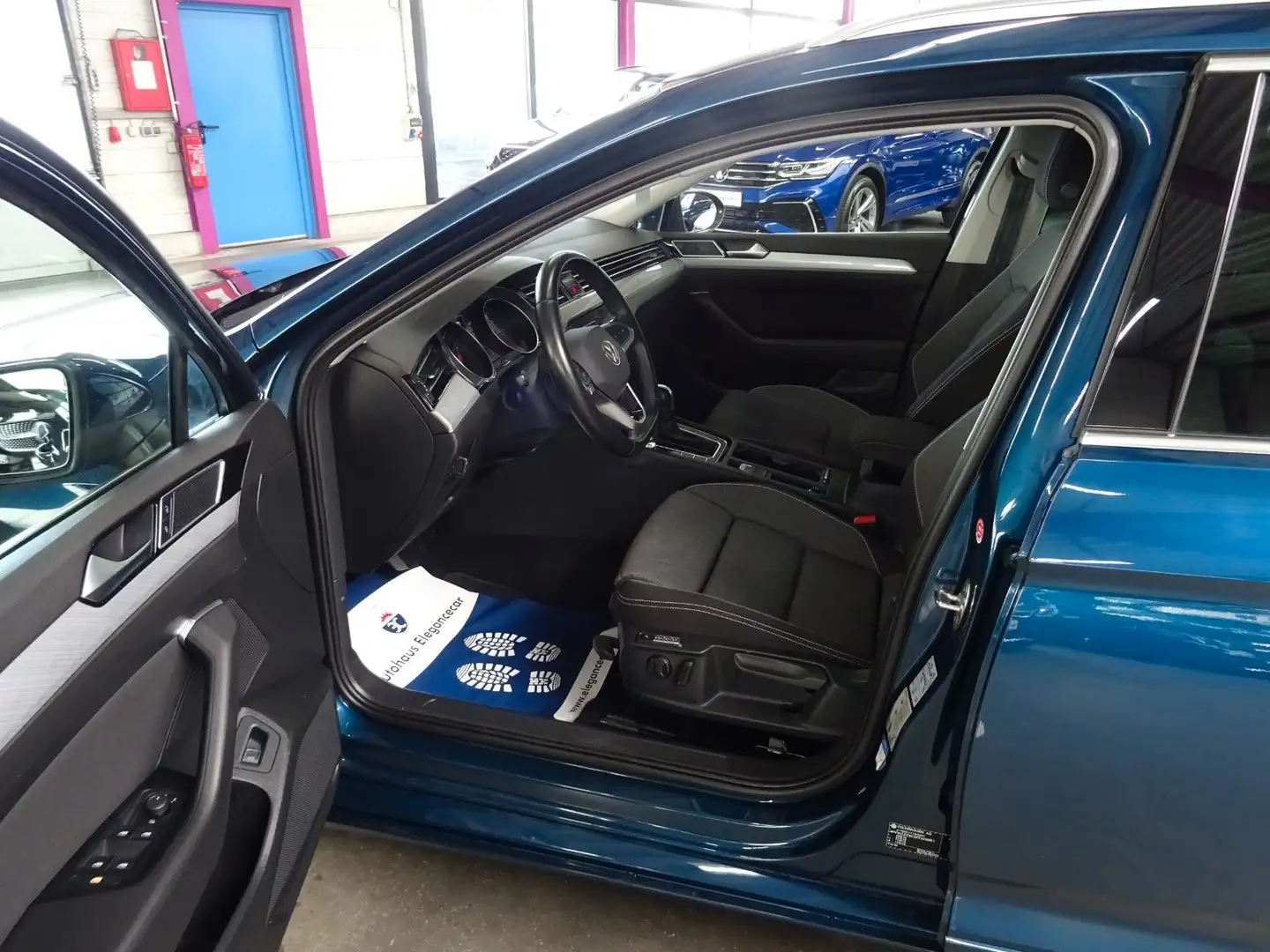 Volkswagen Passat Variant PASSAT 2.0 TDI CL.AHK*ACC*CAM*MASSAGE*SHA* Blau - 2