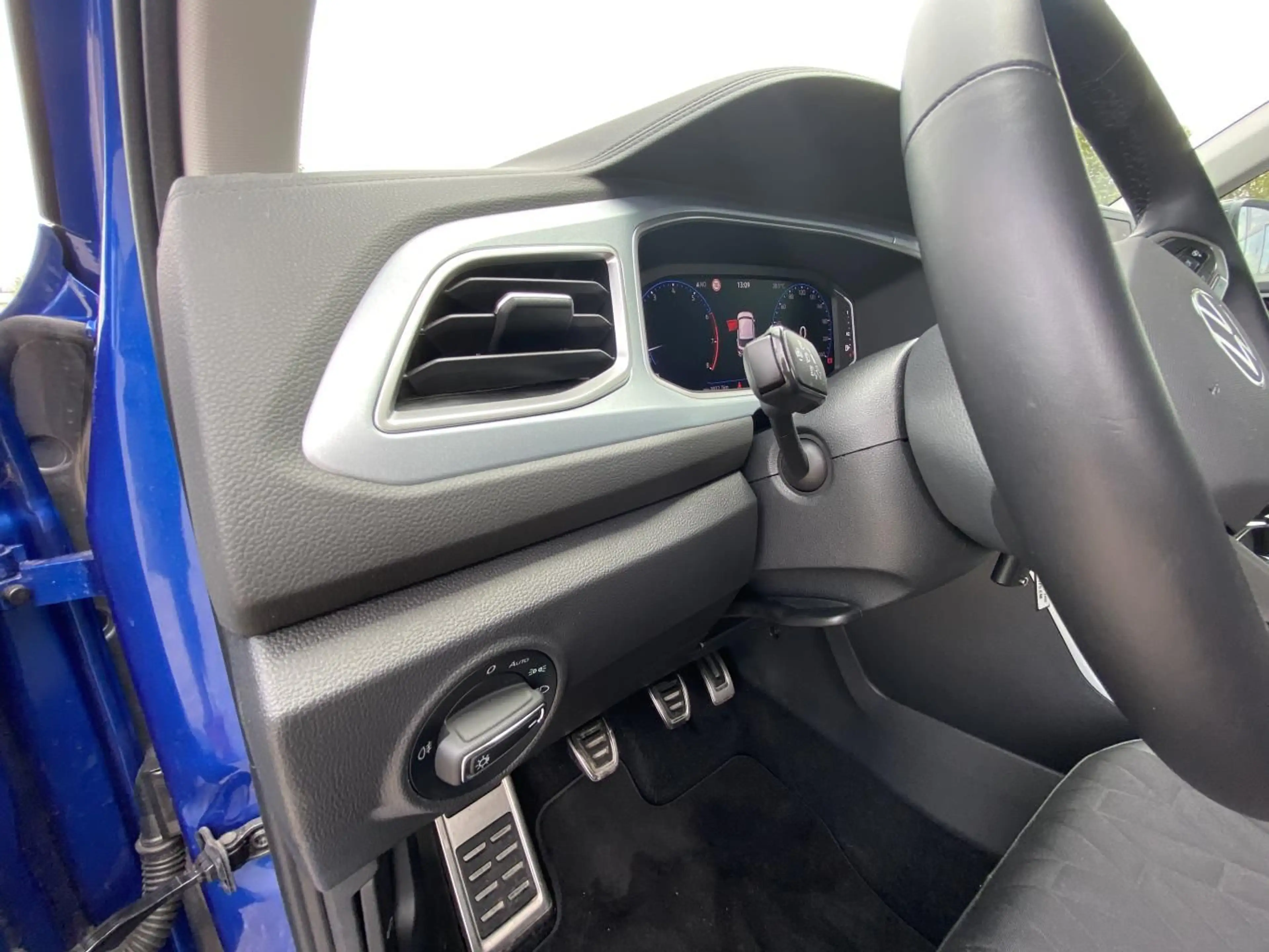 Volkswagen T-Roc 1.5 TSI GOAL STANDHEIZUNG+APP-CONNECT+ACC+ — photo 10