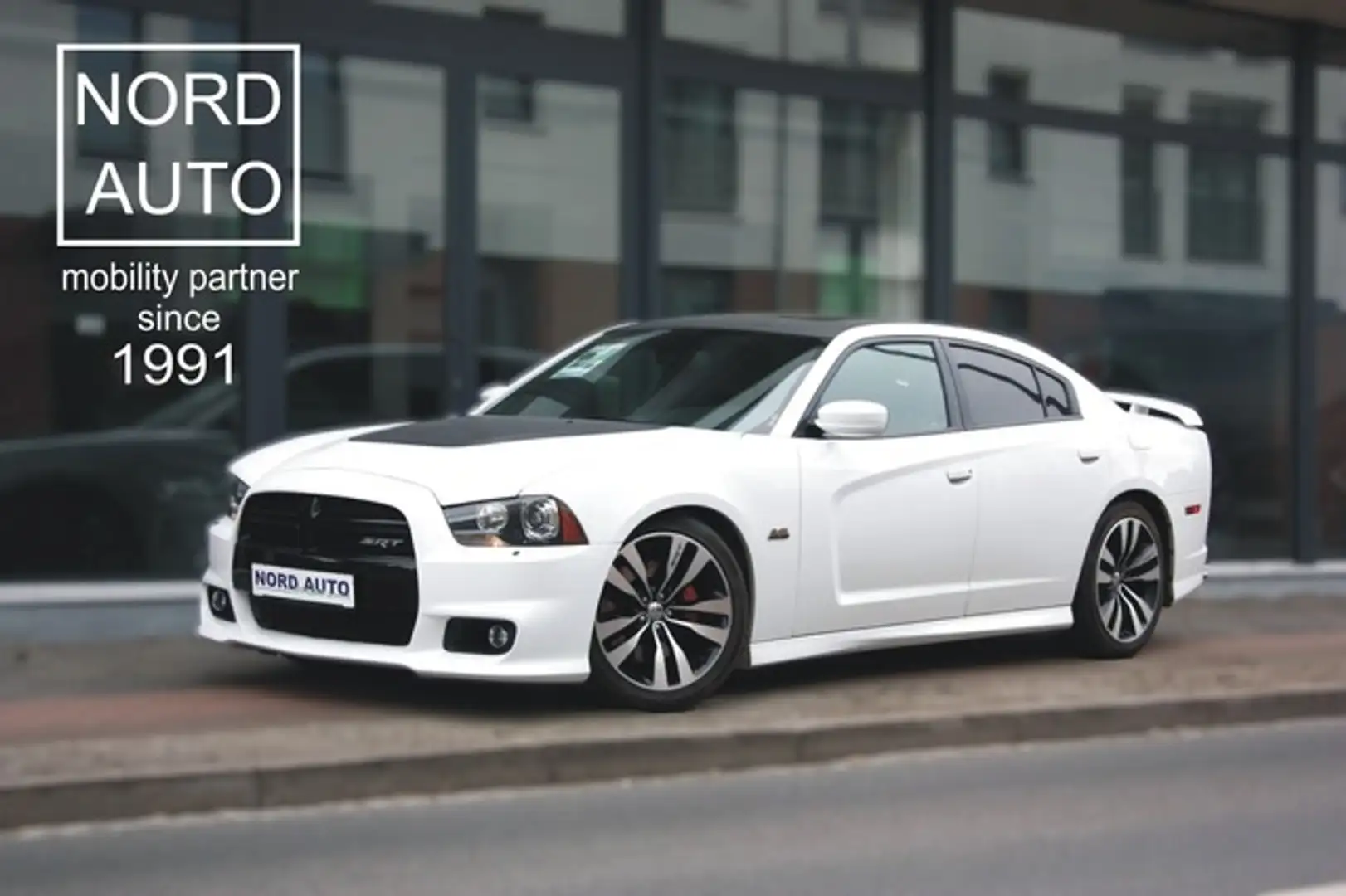 Dodge Charger 6.4HEMI SRT Autom 1.Hand/dtsch.EZ/Carfax Blanc - 1