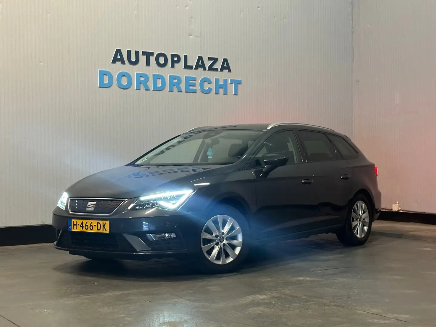 SEAT Leon ST 1.0 EcoTSI Camera /Navi /Apple carplay/ Grijs - 2