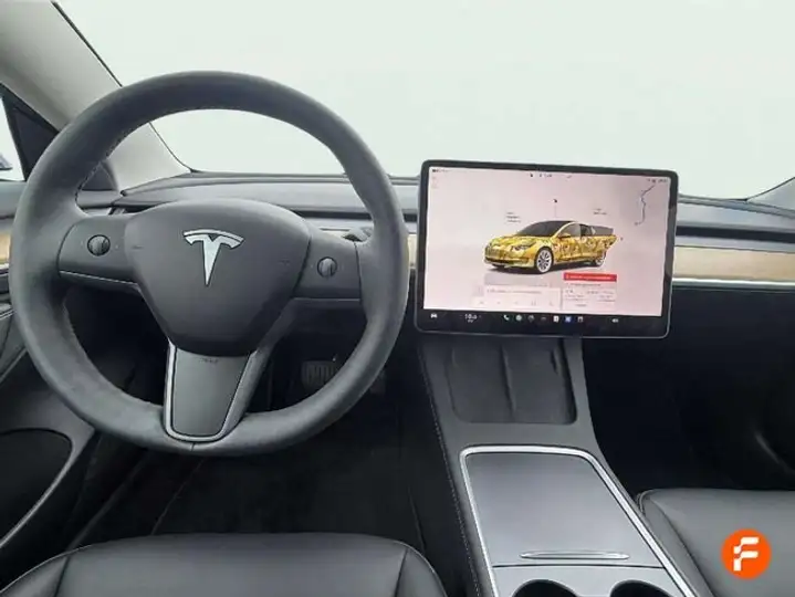 Tesla Model 3 2024, foto 13
