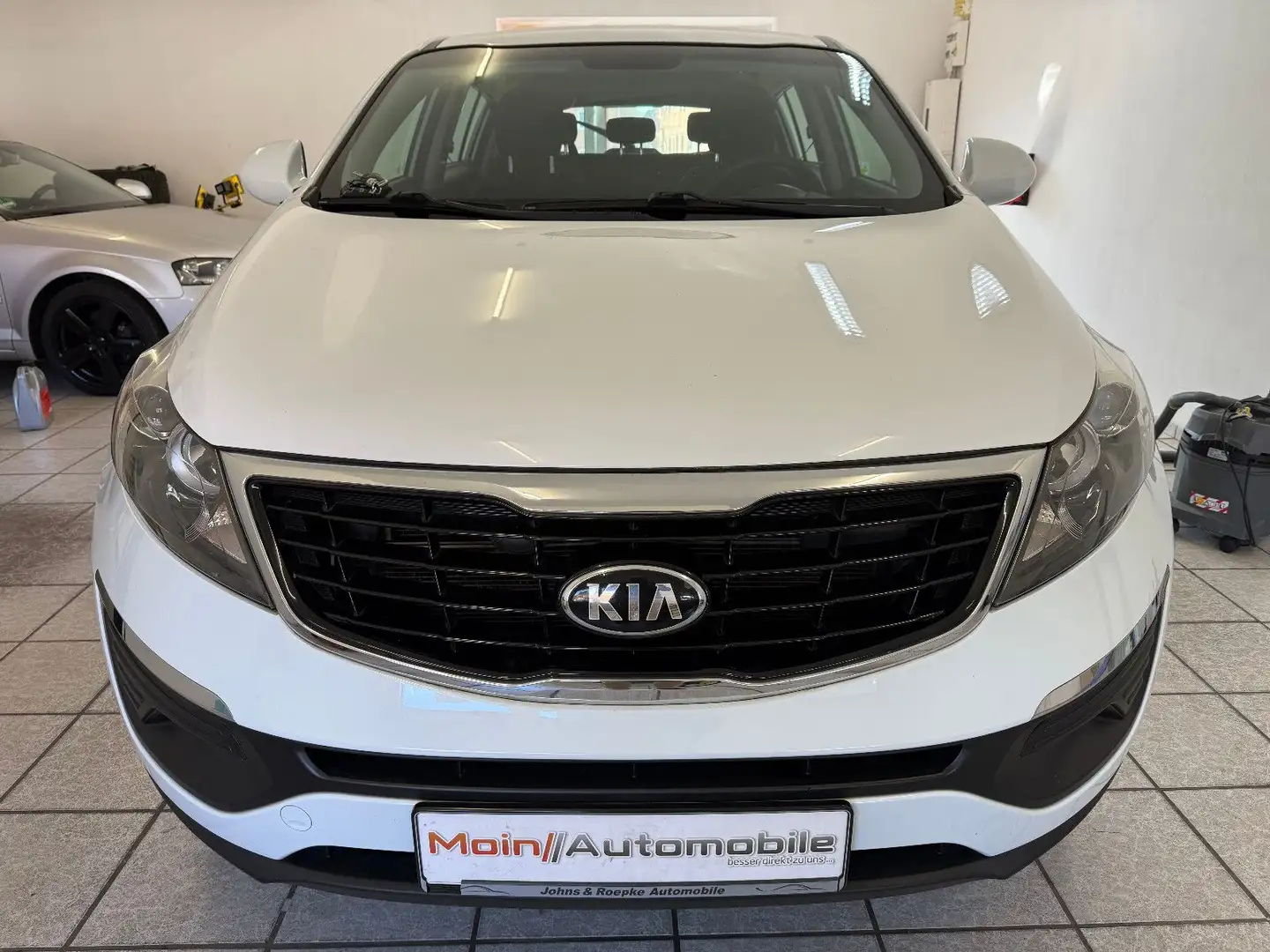 Kia Sportage Attract 2WD Blanc - 2