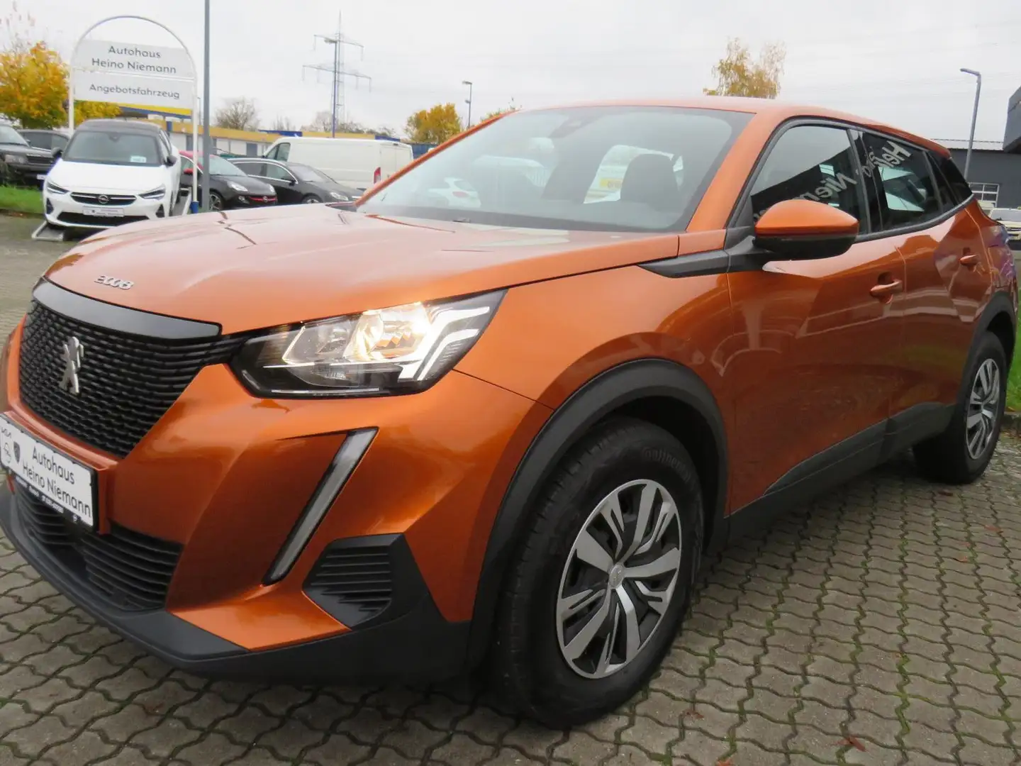 Peugeot 2008 Active PT 100 *DAB*TEMP*PDC*AHK*SH*MIRRORLINK* Orange - 1