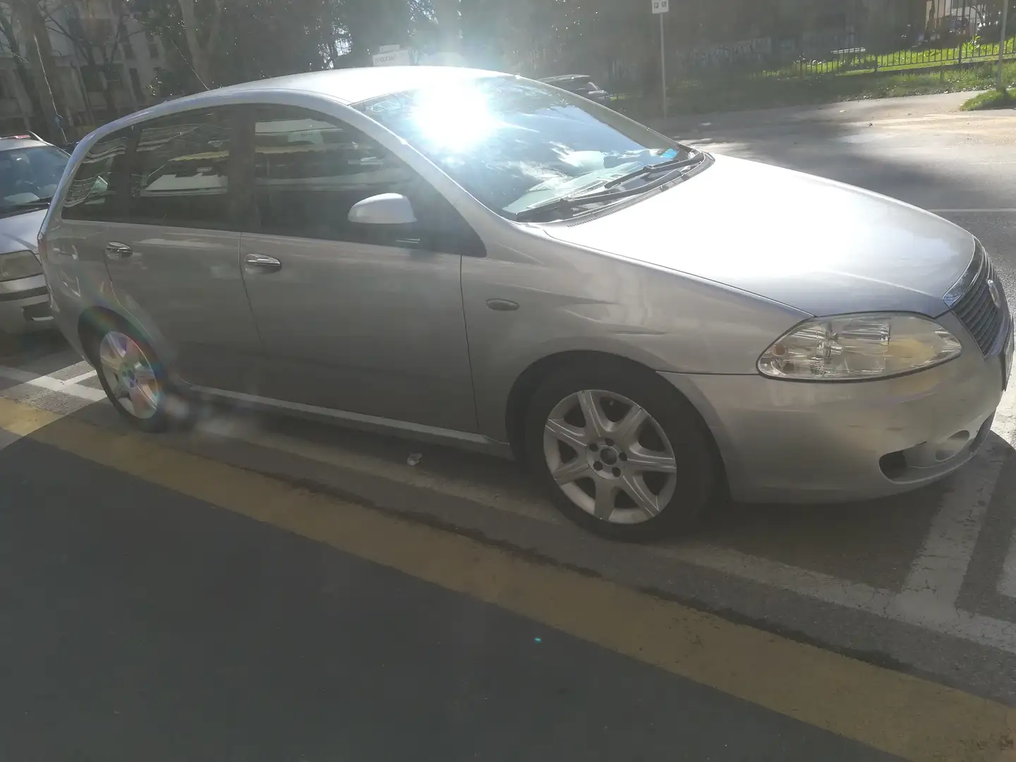 Fiat Croma Croma II 2005 1.9 mjt 8v Dynamic Plateado - 2