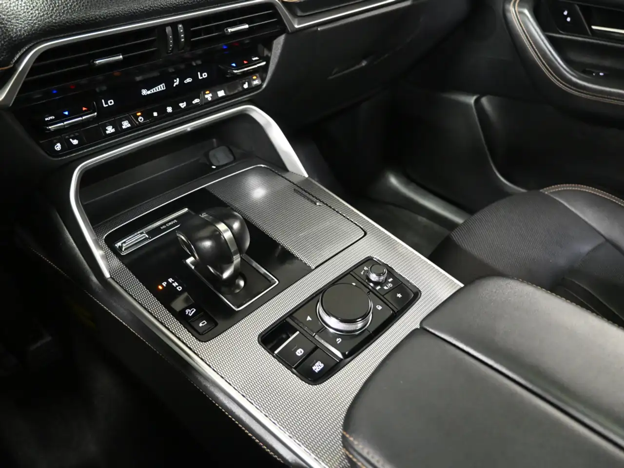 Mazda CX-90 MHEV снимка Mazda CX-90 MHEV