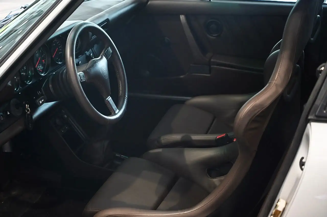 Porsche 911 / 930 Turbo 3,3 LT, foto 9