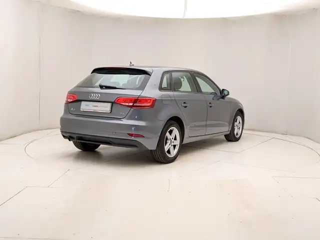 Audi A3 view 4