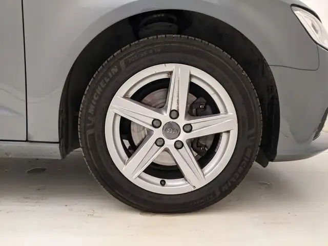 Audi A3 view 8