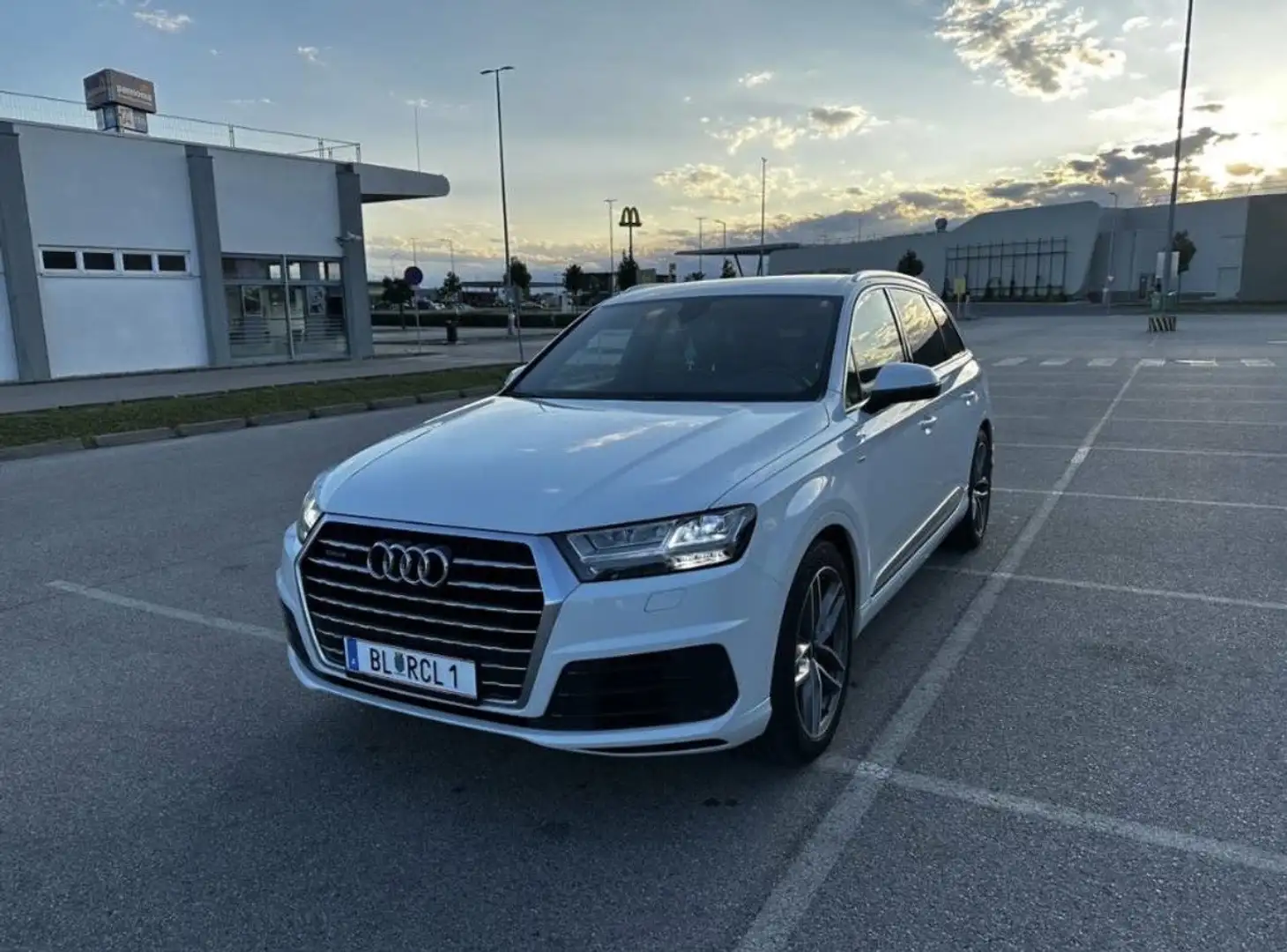 Audi Q7 3,0 TDI ultra quattro Tiptronic Weiß - 1