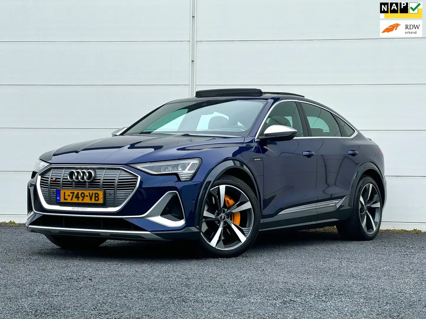 Audi e-tron Sportback S quattro 95 kWh 503 PK Org NL Pano Keyl Blauw - 1