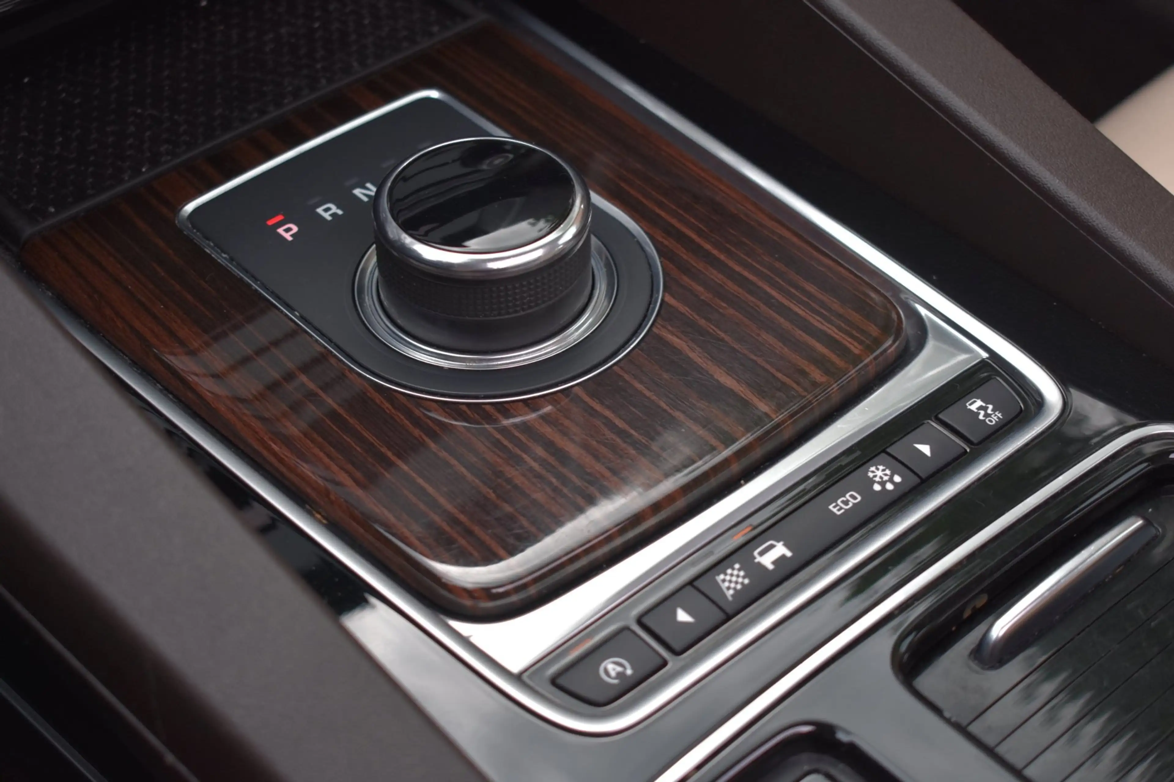 Jaguar F-Pace 2.0 Portfolio AWD 20d '17 Pano Xenon Clima Navi Cr — photo 27