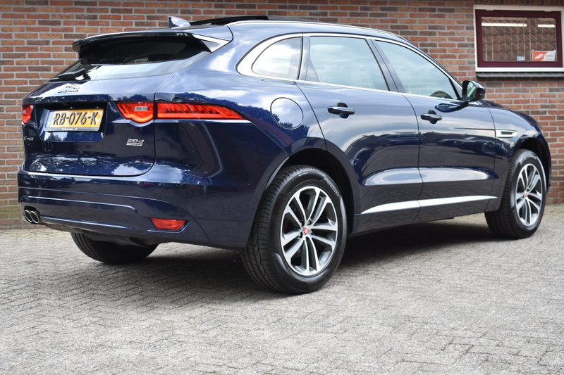Jaguar F-Pace 2.0 Portfolio AWD 20d '17 Pano Xenon Clima Navi Cr — photo 3