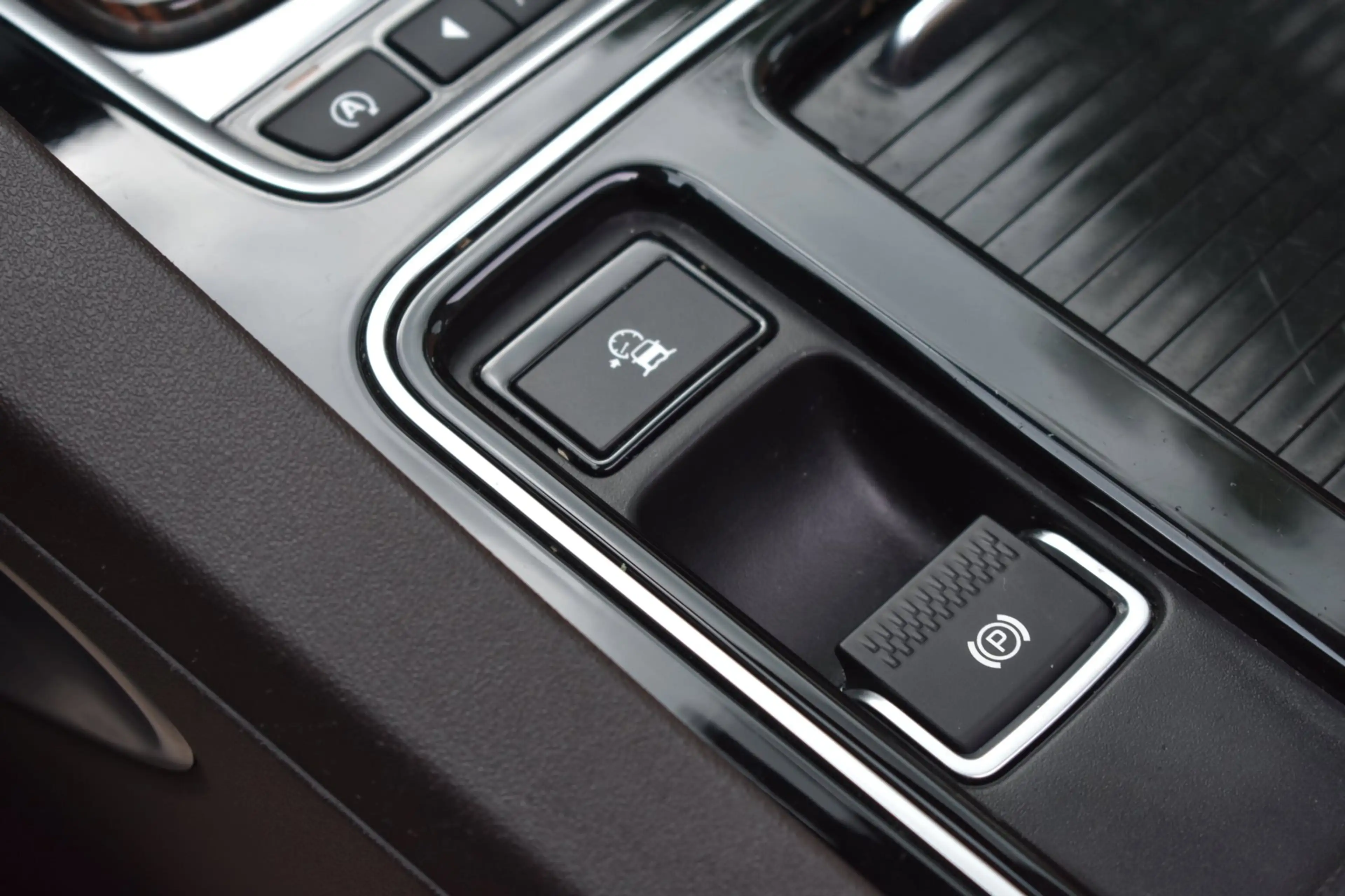 Jaguar F-Pace 2.0 Portfolio AWD 20d '17 Pano Xenon Clima Navi Cr — photo 28