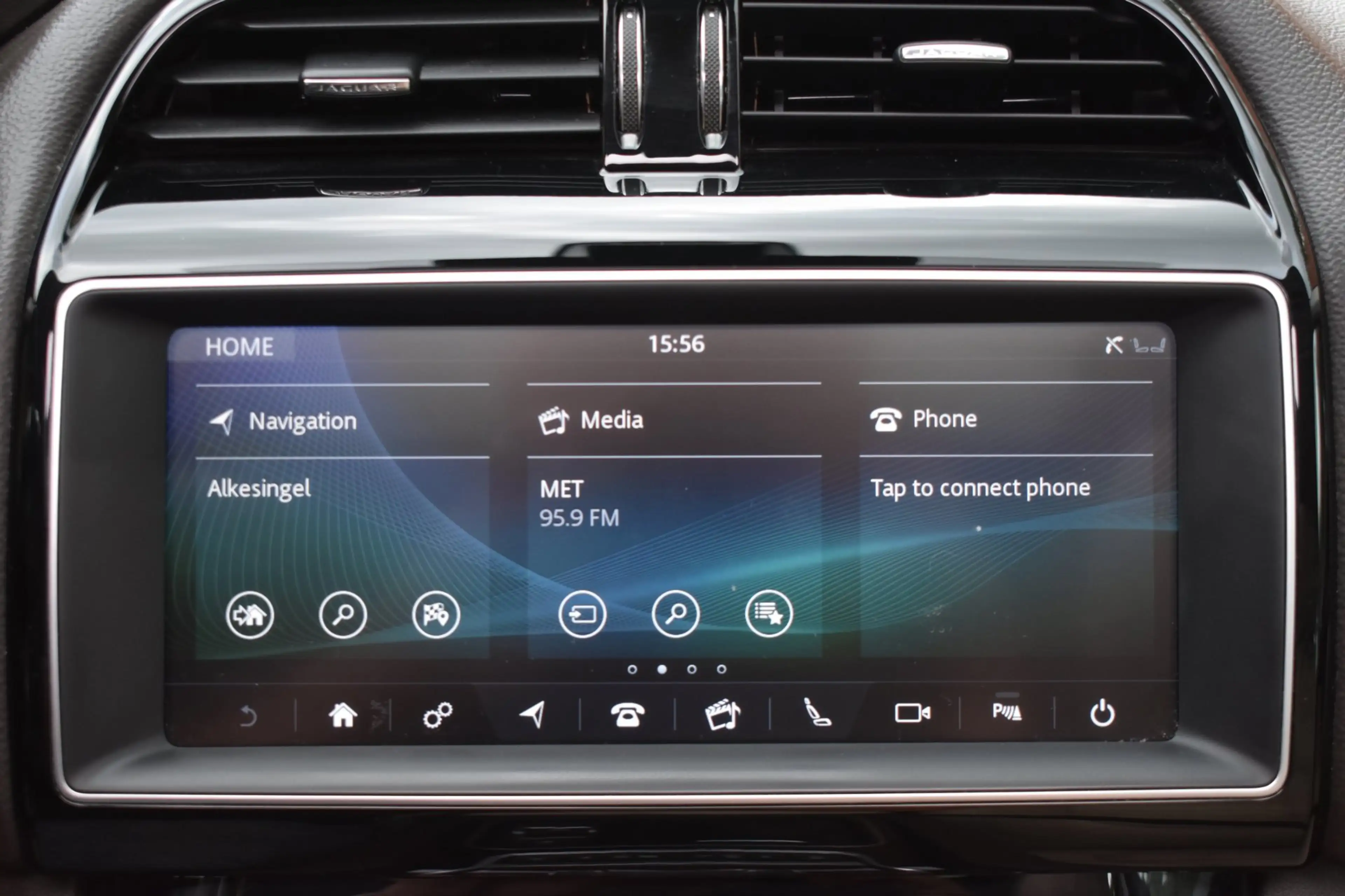 Jaguar F-Pace 2.0 Portfolio AWD 20d '17 Pano Xenon Clima Navi Cr — photo 23