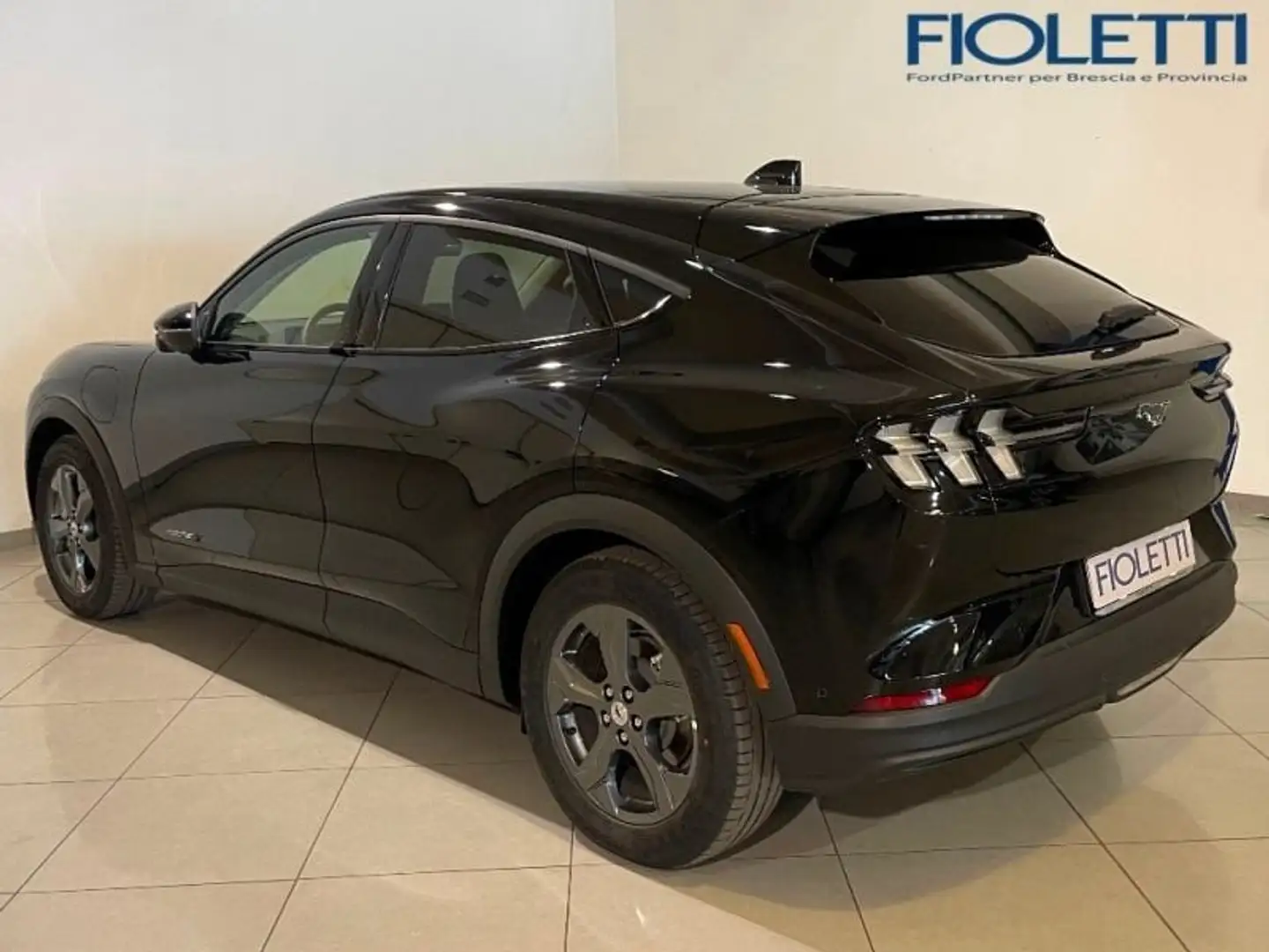 Ford Mustang Mach-E Mustang E Mach-E Extend Range 294cv AUT Nero - 2