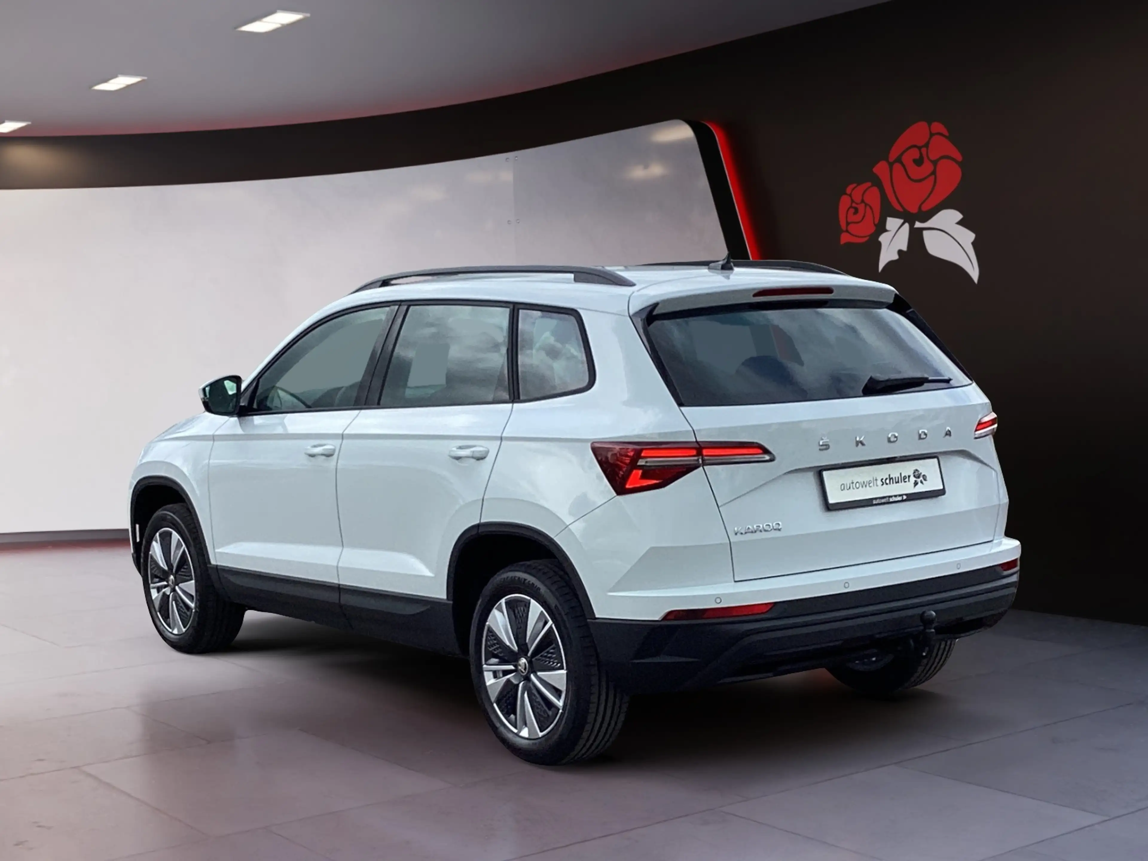 Skoda Karoq 1.5 TSI DSG Selection AHK LED Kamera — photo 4