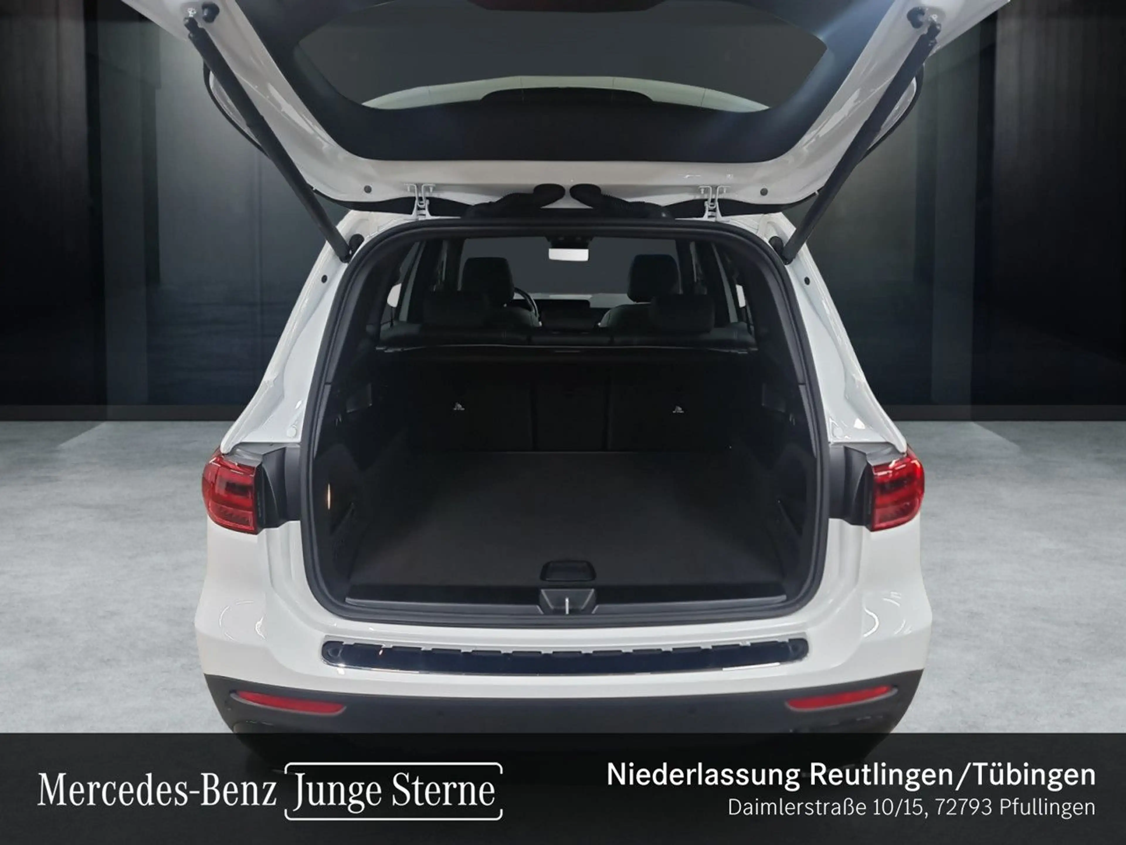 Mercedes-Benz GLB 250 4M PROGRESSIVE+NIGHT+PANO+360°+MULTIBEAM — photo 6