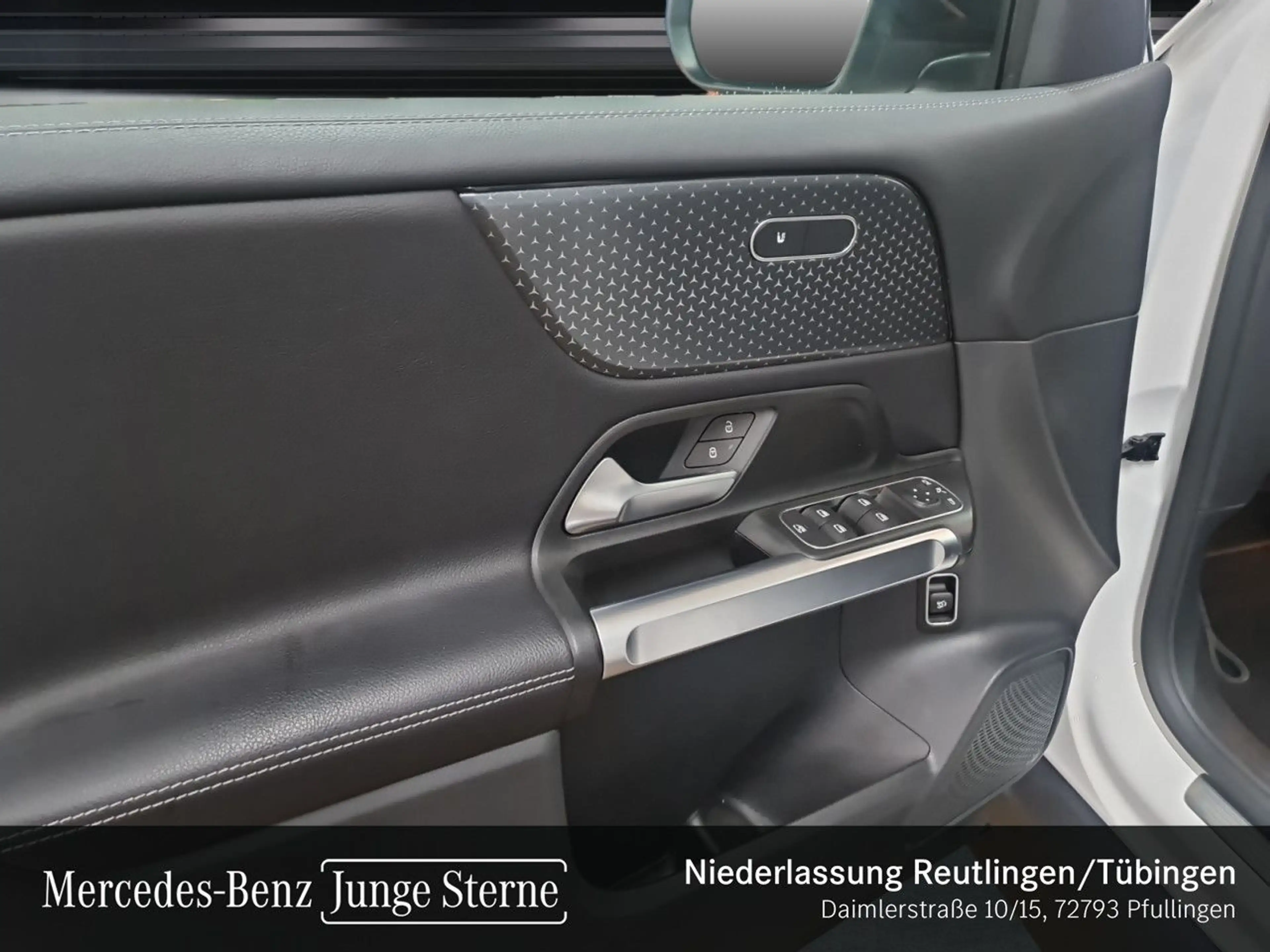 Mercedes-Benz GLB 250 4M PROGRESSIVE+NIGHT+PANO+360°+MULTIBEAM — photo 12