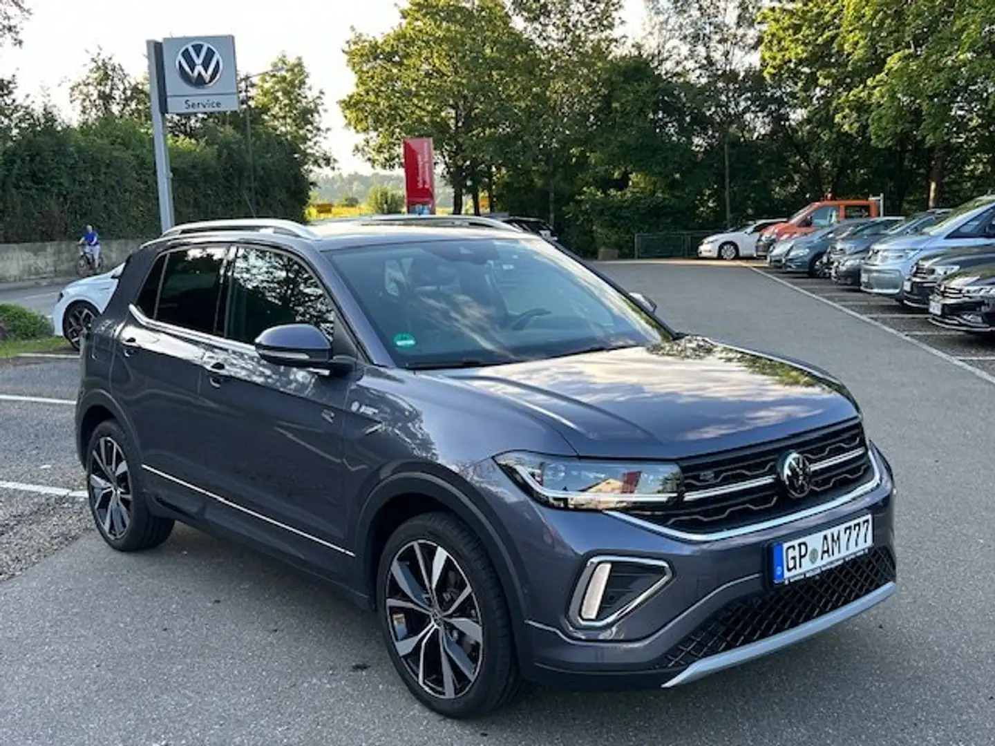 Volkswagen T-Cross 1.5 TSI OPF DSG R-Line Navi AHK APP Matrix Grau - 1