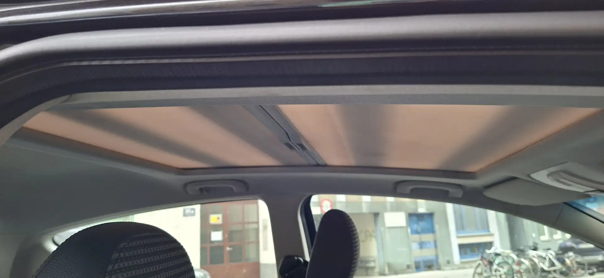 Mercedes-Benz A 170 A 170 A-Edition Avantgarde Sport Aut. Schwarz - 2