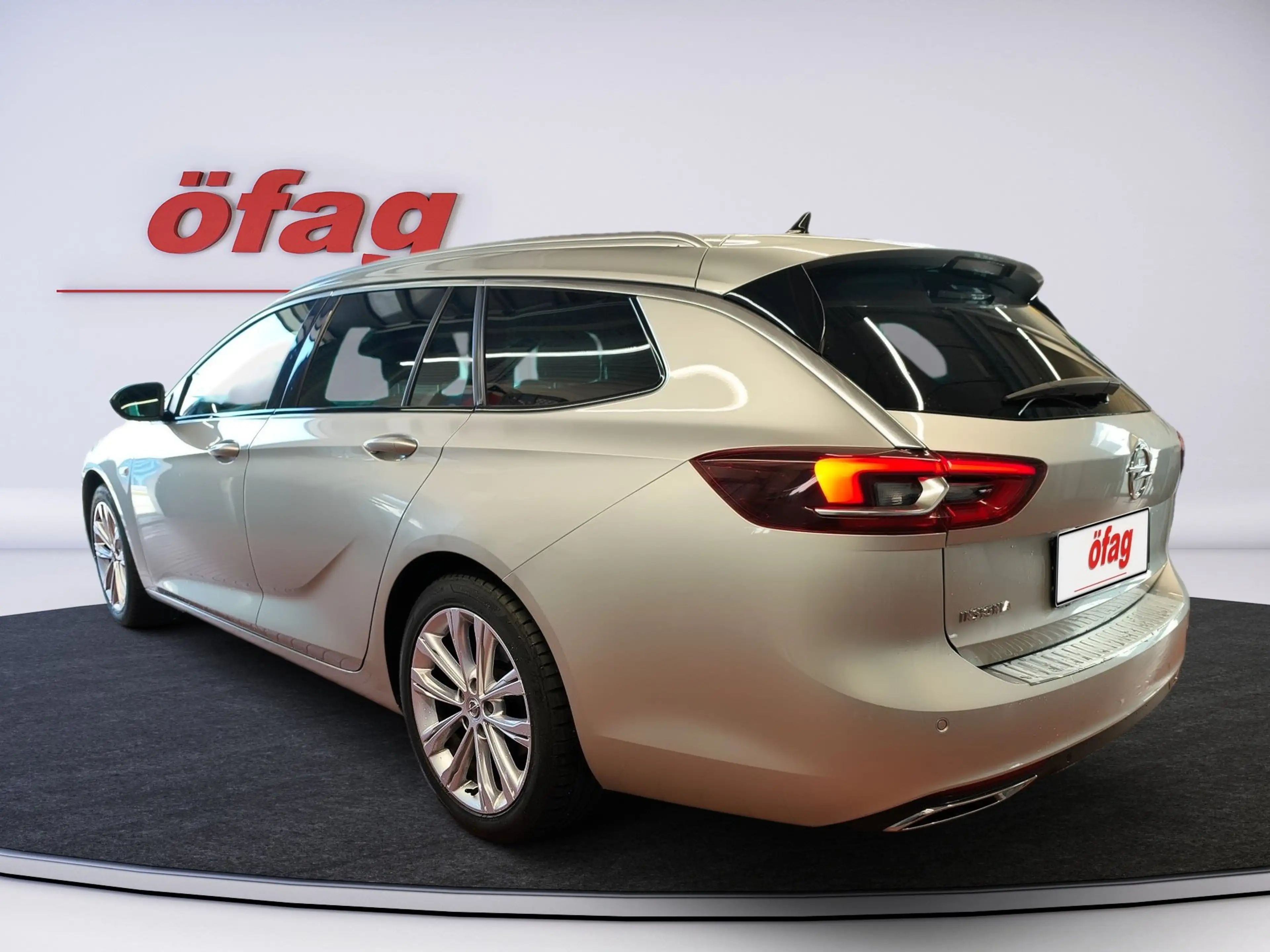 Opel Insignia B Sports Tourer 2.0 Diesel LED+Navi+LM — photo 4