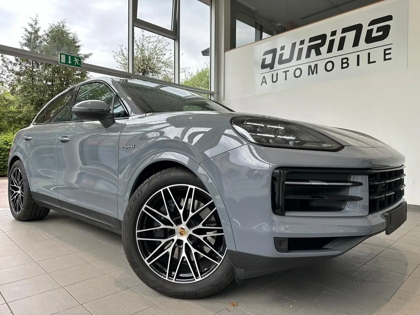 Porsche Cayenne Coupe Hybrid Facelift/gr-rot/14W/Mtx/21 Gris - 1
