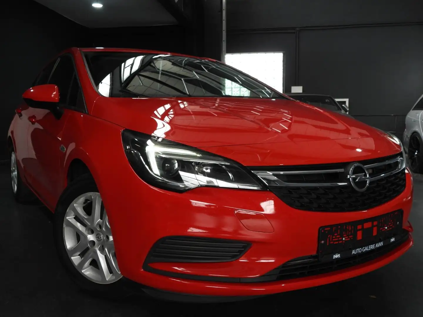 Opel Astra ASTRA EDITION Rot - 1