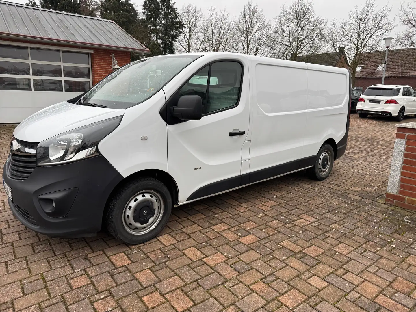 Opel VIVARO-B Bi Turbo L2 H1 KLIMA AHK FAHRTENSCHR. Weiß - 1