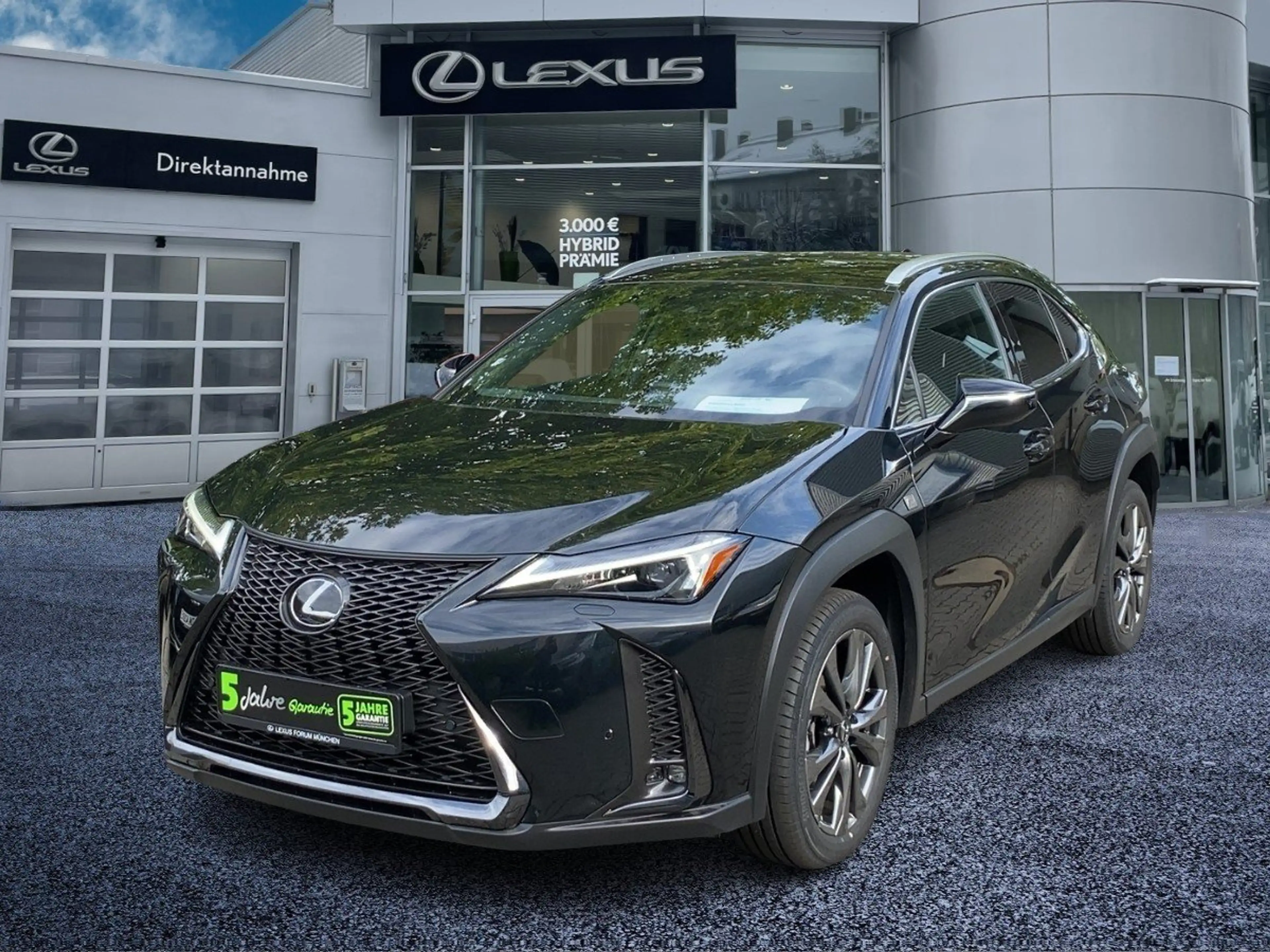Lexus UX 250h UX 250 h F Sport Design zuverlässiger Crossover — photo 2