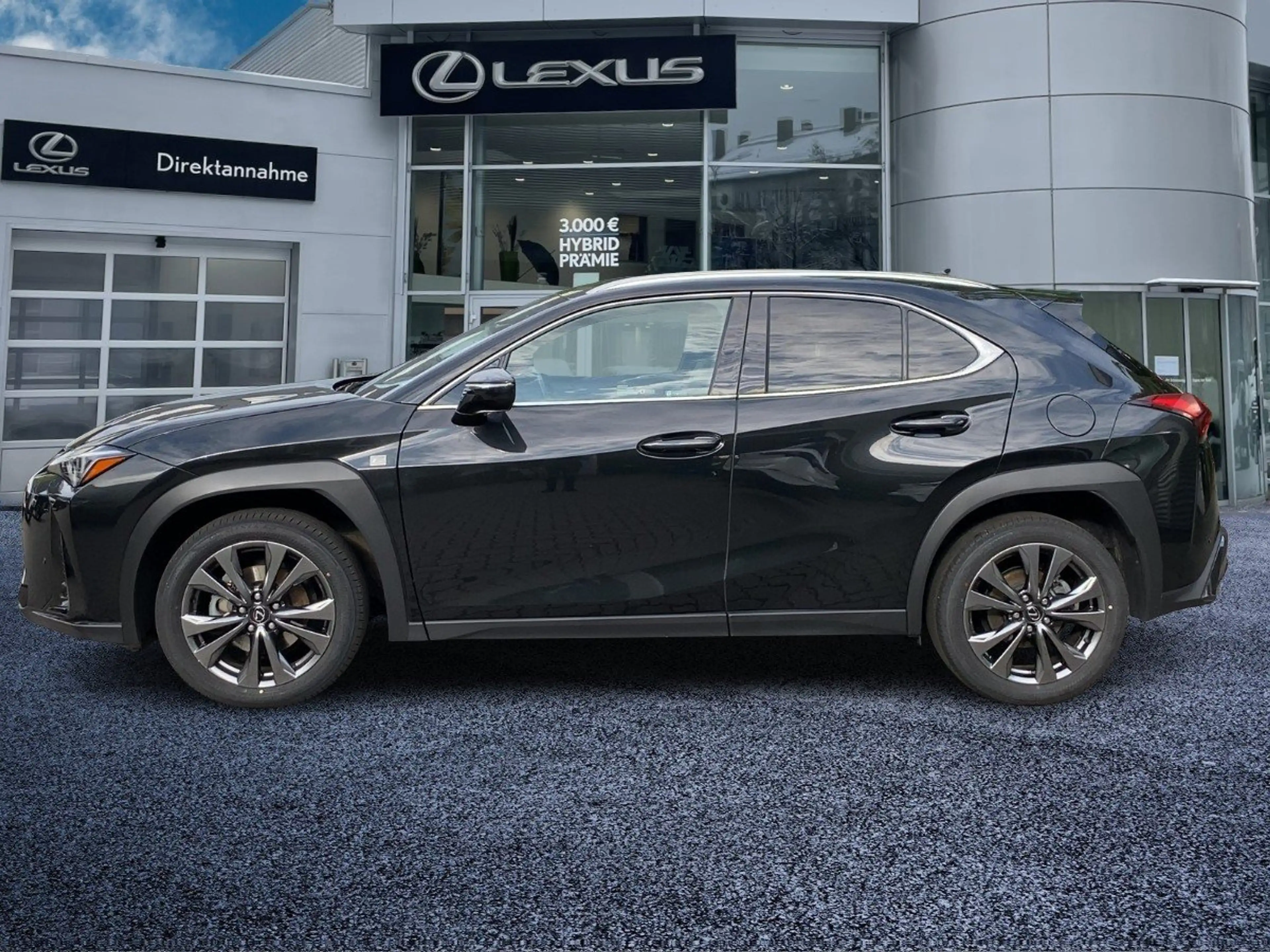 Lexus UX 250h UX 250 h F Sport Design zuverlässiger Crossover — photo 3