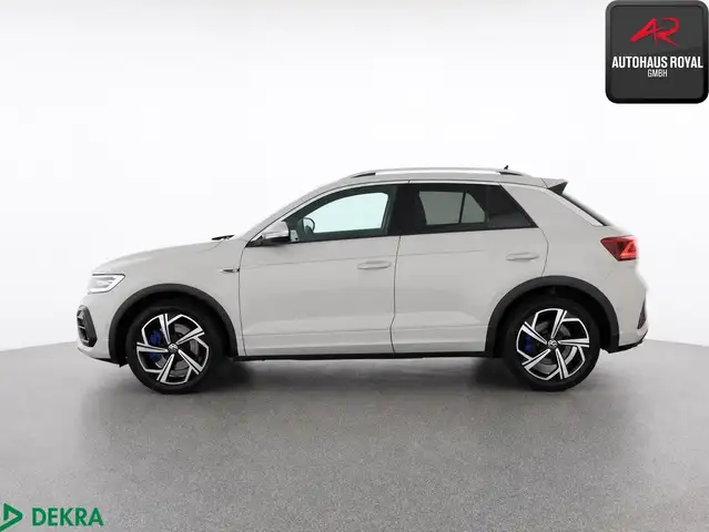 Volkswagen T-Roc view 2