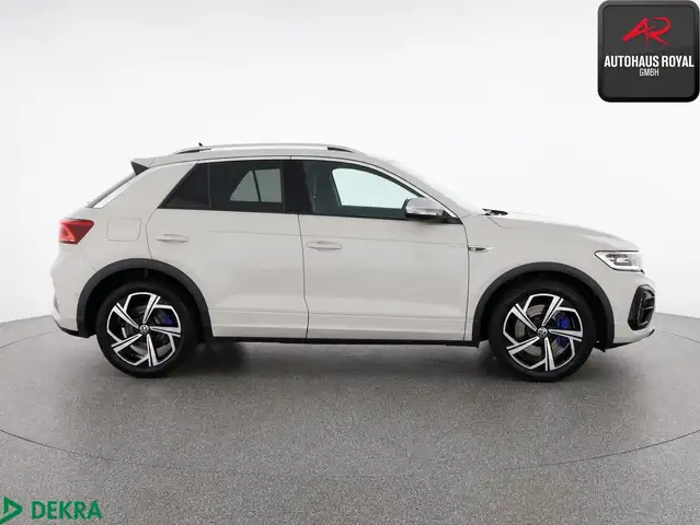 Volkswagen T-Roc view 6