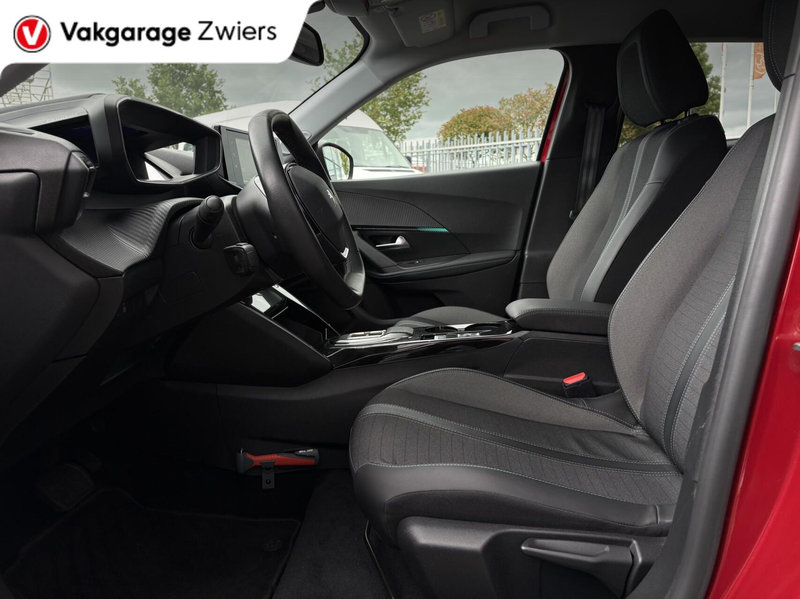 Peugeot e-2008 EV Allure Pack 50 kWh SOH94%/3-Fase/Cruise/Afneemb — photo 14