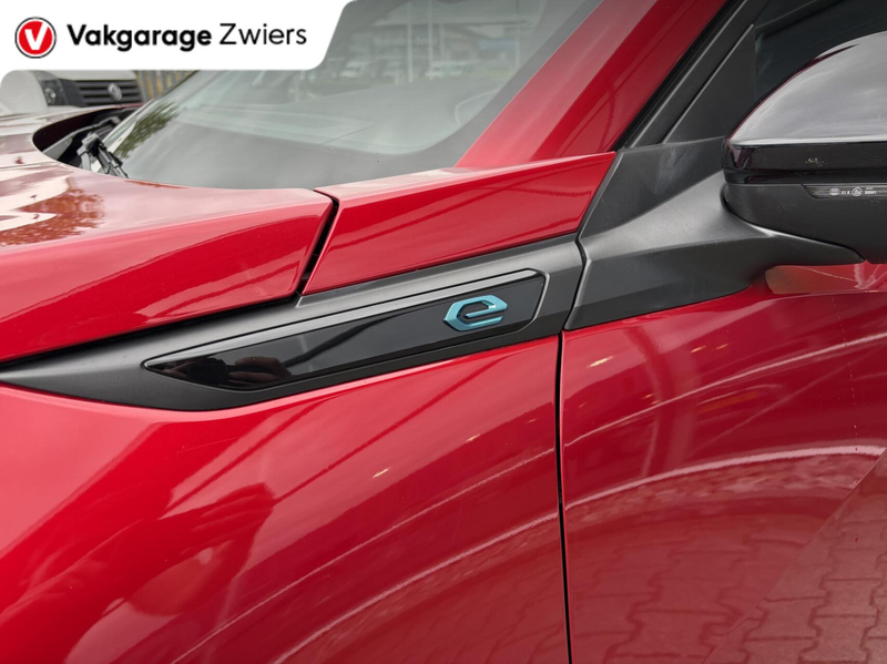 Peugeot e-2008 EV Allure Pack 50 kWh SOH94%/3-Fase/Cruise/Afneemb — photo 11