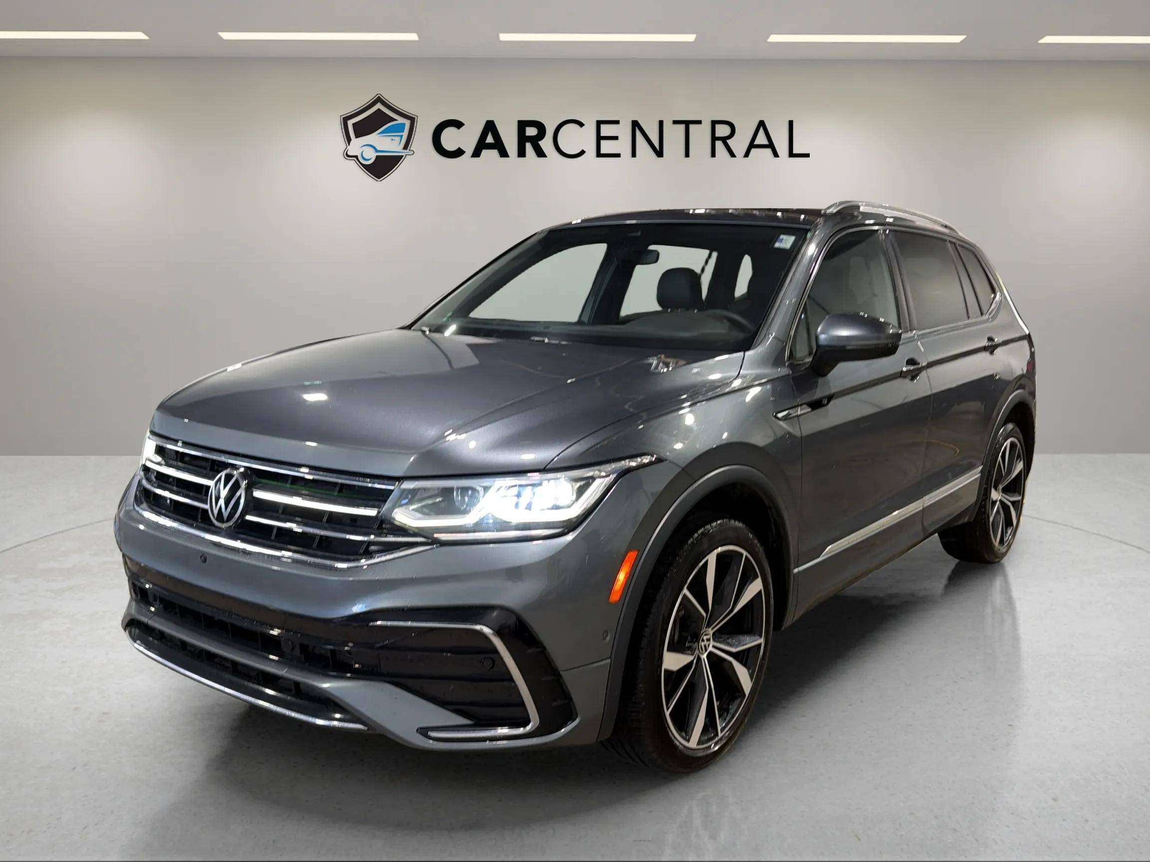 Gray 2022 Volkswagen Tiguan SUV / Crossover  Automatic