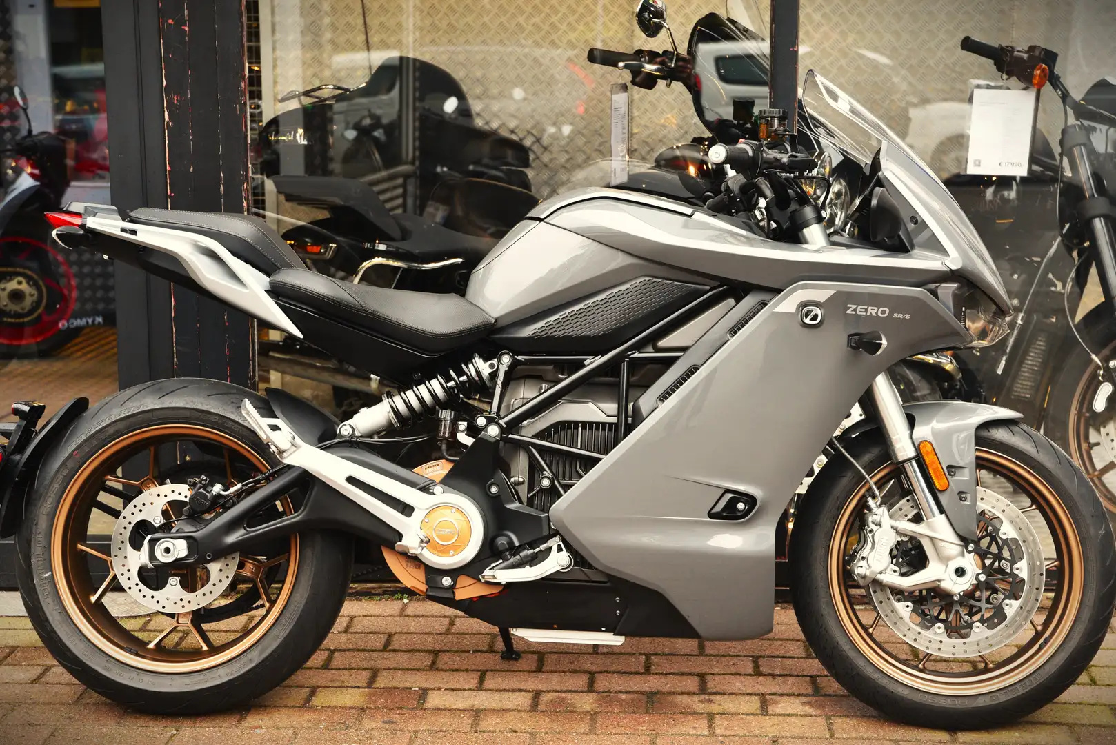 Zero Zero SR/S ZF14.4 PREMIUM (TVAC) ***MOTO VERTE*** Gris - 2