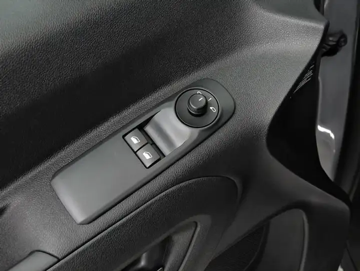 Citroën Berlingo Talla M BlueHDi S&S 6v PLUS 2025, foto 13