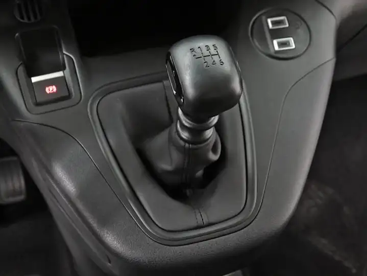 Citroën Berlingo Talla M BlueHDi S&S 6v PLUS 2025, foto 30