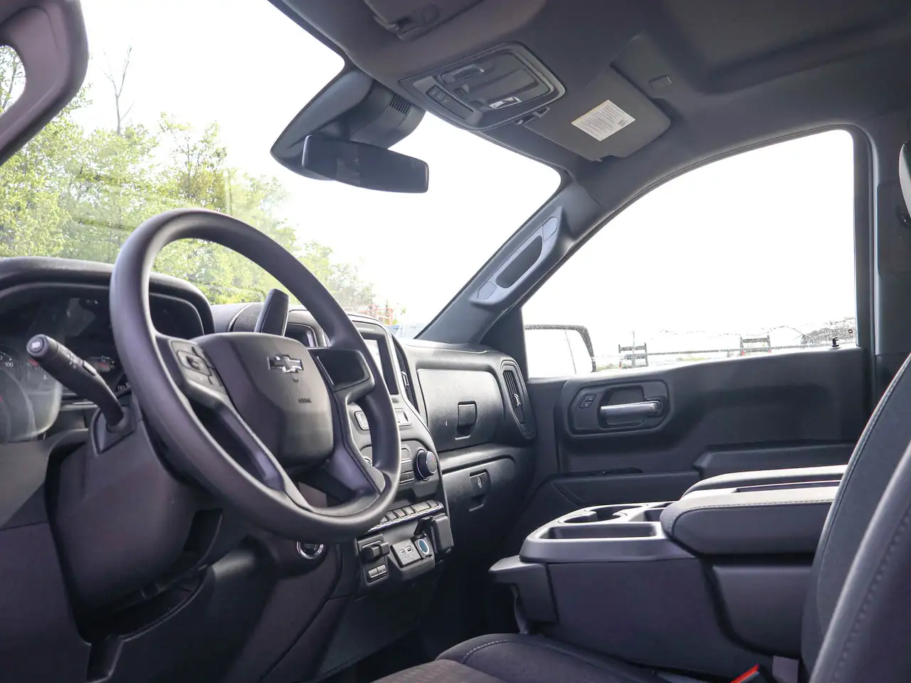 Chevrolet Silverado 1500 снимка Chevrolet Silverado 1500