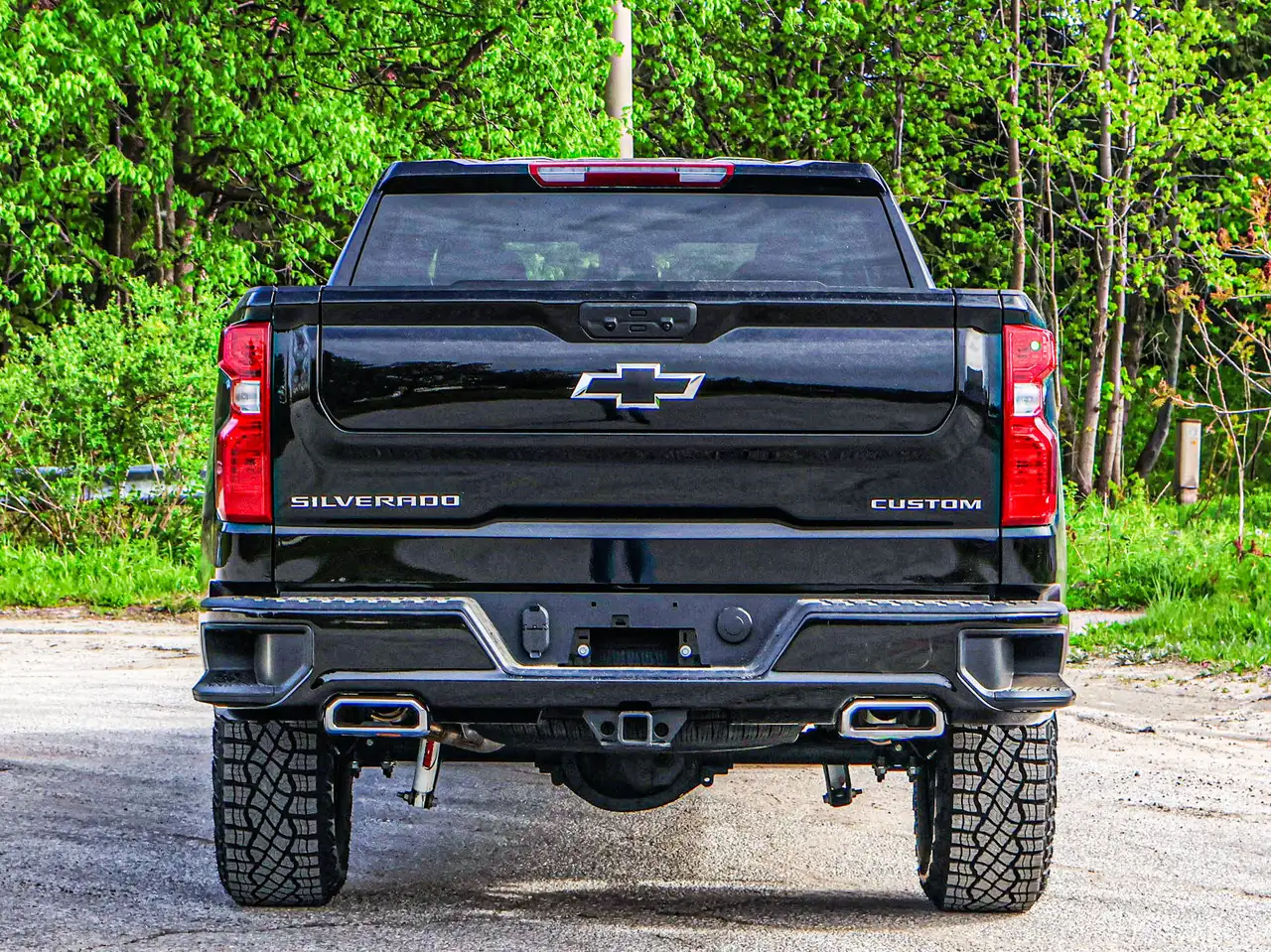 Chevrolet Silverado 1500 снимка Chevrolet Silverado 1500