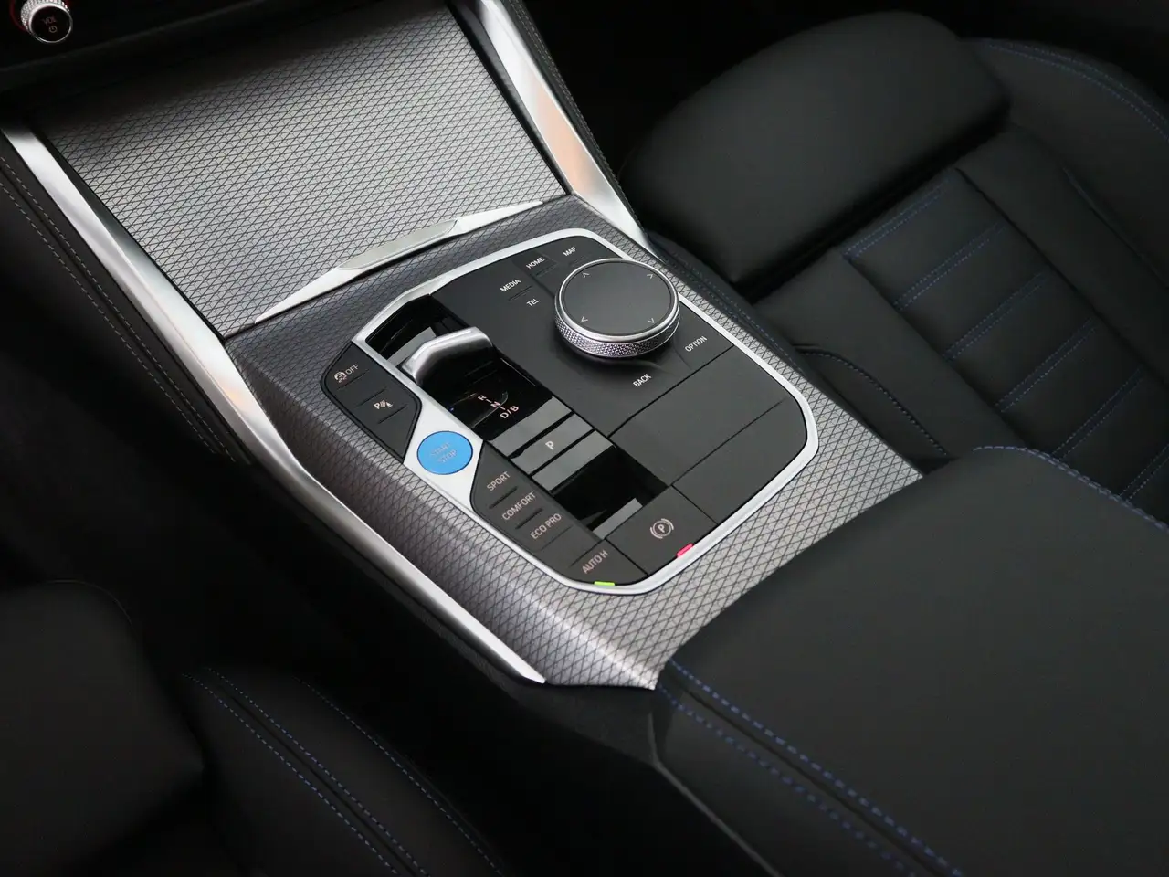 BMW i4 2026 — фото 12